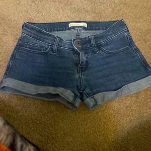 Cute jean shorts